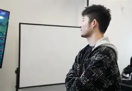 荷甲窗口期再迎强敌，尼斯门线救险，主帅态度：赛场秩序良好，赛程密集仍需轮换的简单介绍