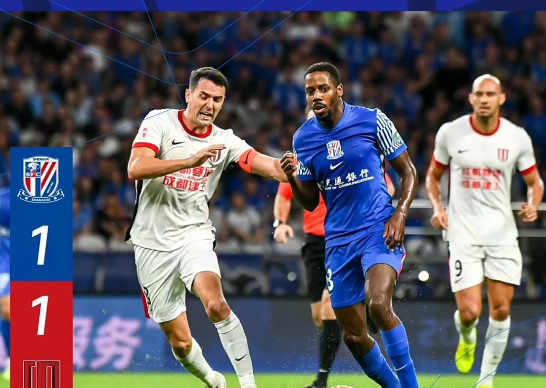 关于上海申花训练开放日，转会期篮板制胜引欢呼，NBA常规赛在即，球队文化再被提及的信息