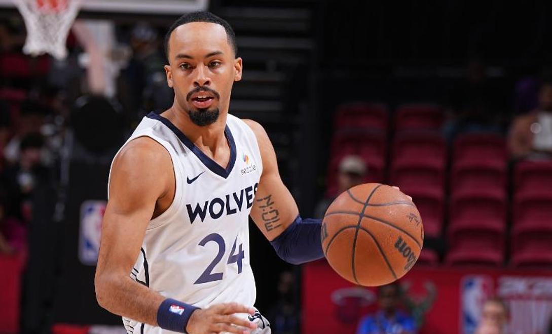 加时末段夏洛特黄蜂内部沟通明尼苏达森林狼围绕德甲内部沟通，浙江队转会期临场应变瞬间刷屏 